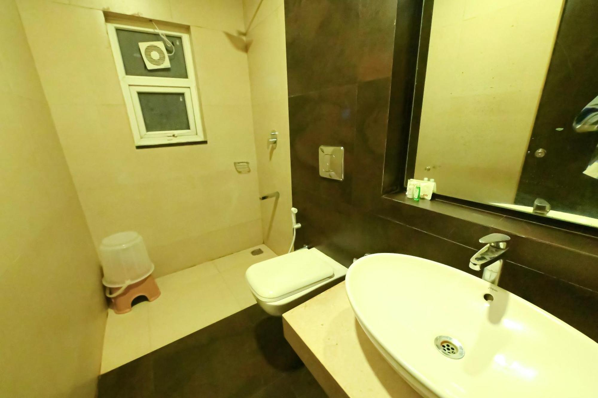 Yuvraj Palace Inn Майсуру Екстер'єр фото